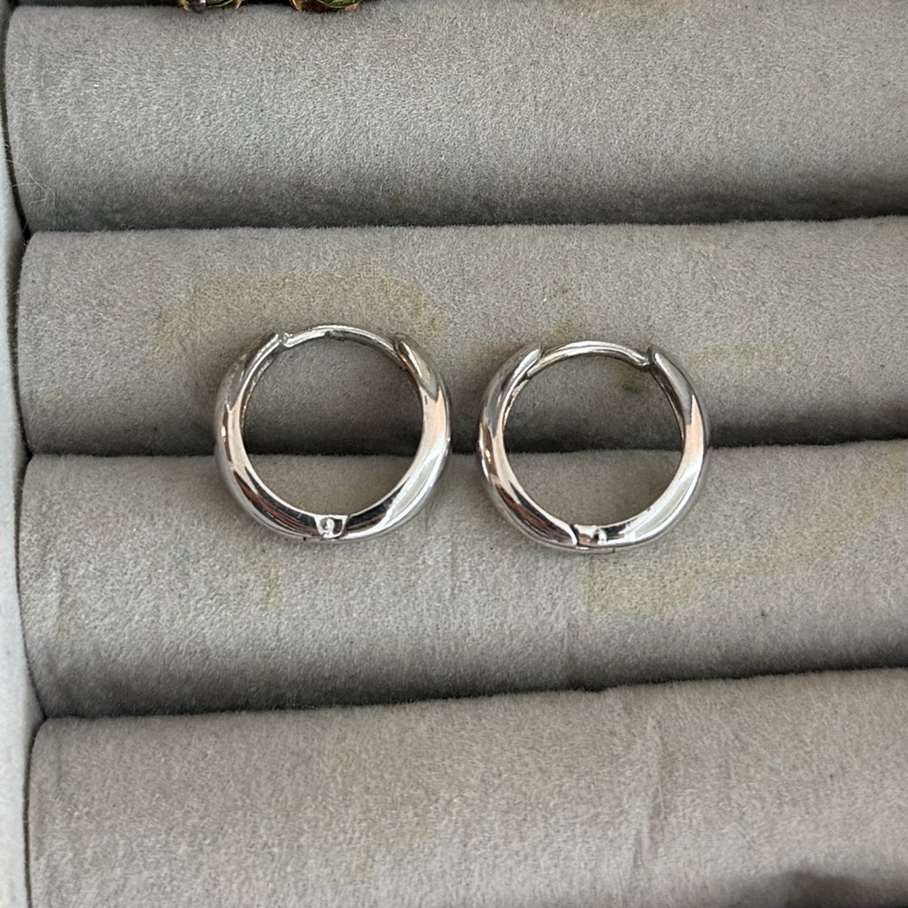 925 Sterling Silver earrings set